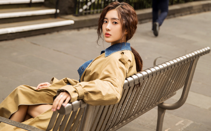 全球首场高高原无人机表演在西藏尼玛县震撼上演，点亮文旅新画卷